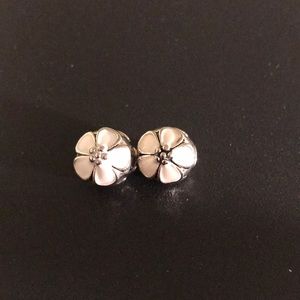 Pandora silver darling daisies pair